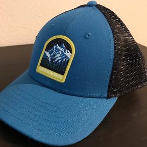 The North Face hat trucker blue black Snapback